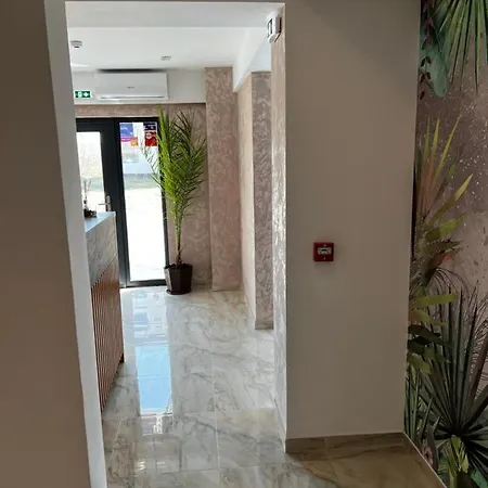 招待所 Grande Mamaia Nord 那沃达利
